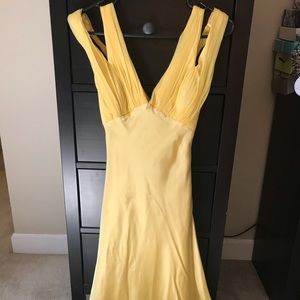 Gorgeous yellow dress